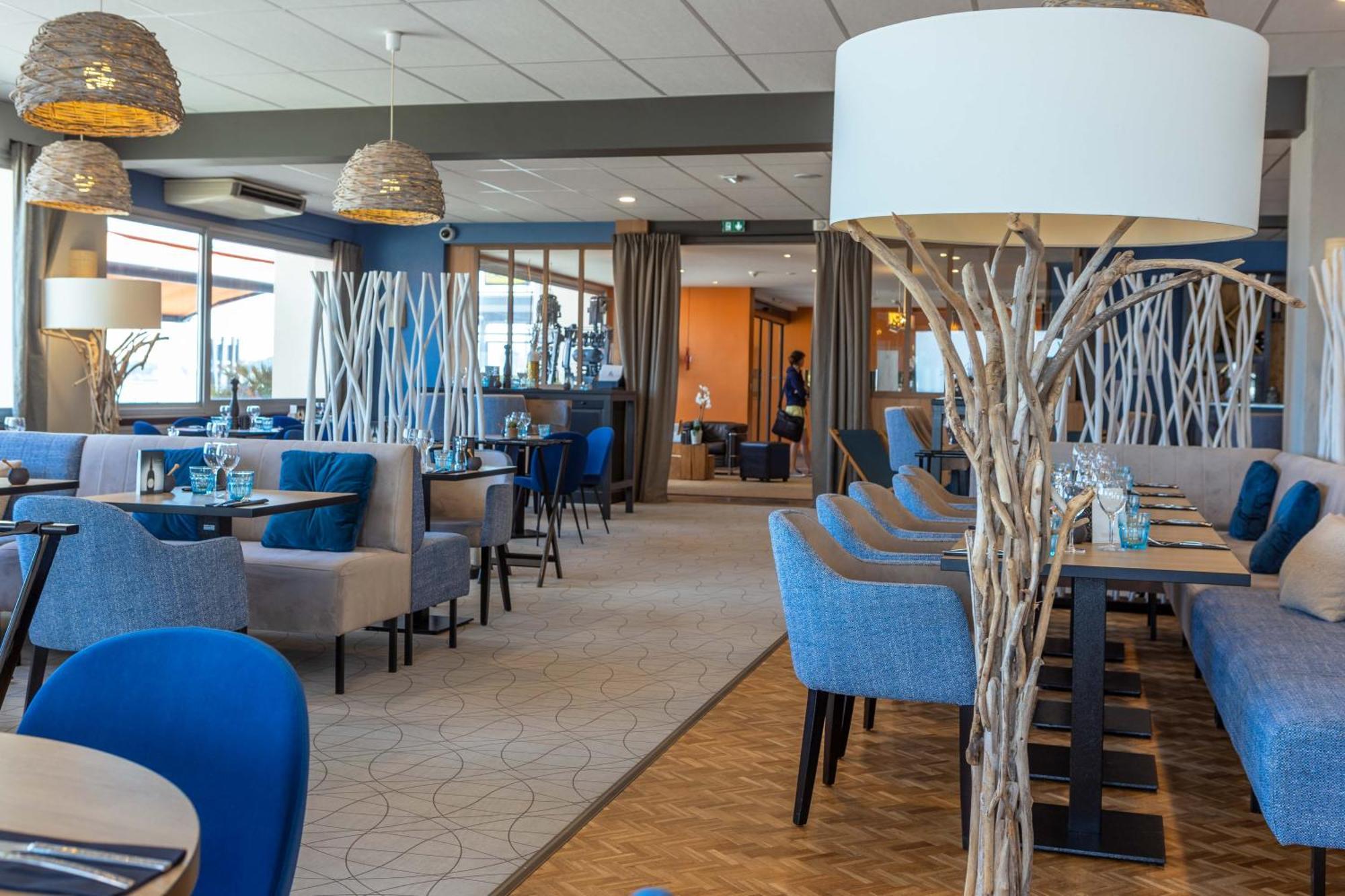 Logis Restaurant Le Calluna Hotel 3*